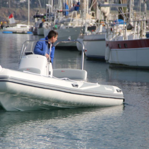 ADVENTURE Semi-rigide Adventure VESTA 550XL à vendre