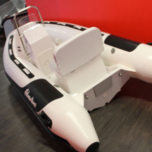 ADVENTURE Semi-rigide Adventure VESTA V380 à vendre
