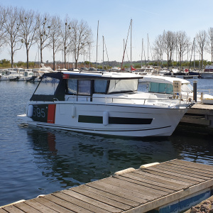JEANNEAU MERRY FISHER 895 OFFSHORE à vendre