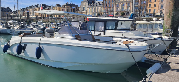 BENETEAU FLYER 9 SPACEDECK à vendre