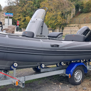 SEMI RIGIDE ADVENTURE VESTA 550 XL à vendre