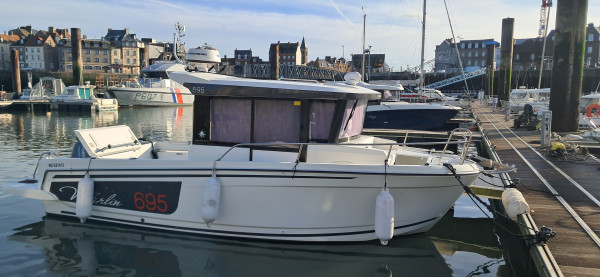 JEANNEAU MERRY FISHER 695 MARLIN à vendre